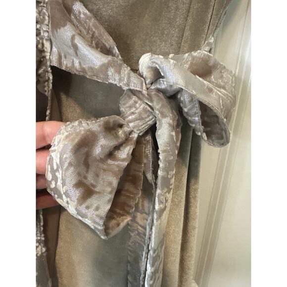 Self-Portrait NWT Champagne Velvet Devore Wrap Dress Size 2 Asymmetrical Hem - Picture 9 of 13